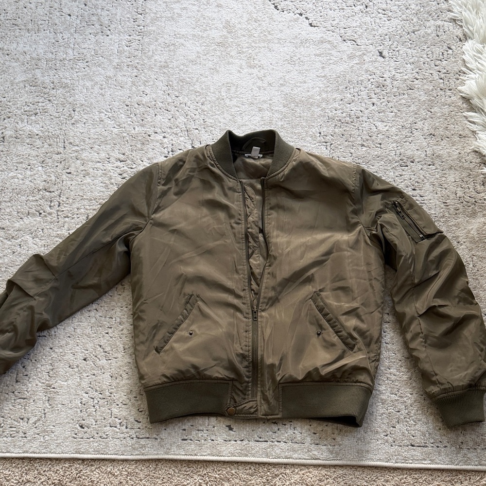 bp Olive Green Bomber Jacket parachute/nylon shiny material